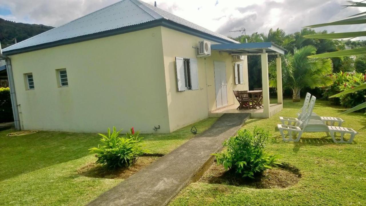 Les Bungalows Du Mont-Auban Sainte Clotilde Exterior photo