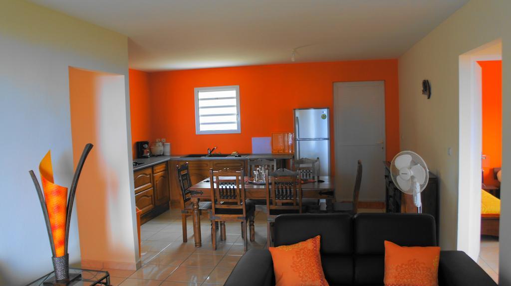 Les Bungalows Du Mont-Auban Sainte Clotilde Exterior photo